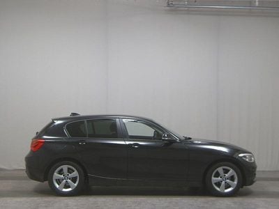 Gebraucht BMW 118 Sport Line 150 PS (110 kW) 2018 Black saphire (metallic) Kleinwagen