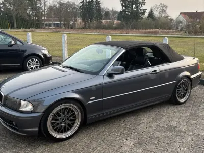 Gebraucht BMW 320 Cabriolet 170 PS (125 kW) 2001 Grau Cabrio