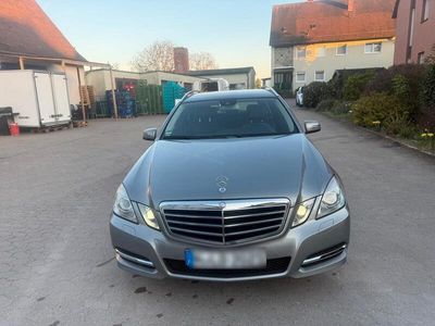 Mercedes E200