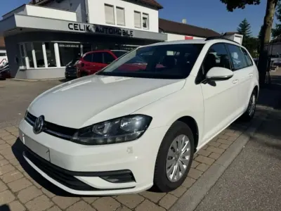 Gebraucht VW Golf VII Trendline 116 PS (85 kW) 2017 Weiß Kombi