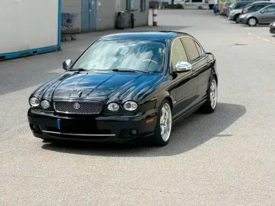 Używany Jaguar X-type 146 KM (107 kW) 2008 Czarny Sedan/Limuzyna