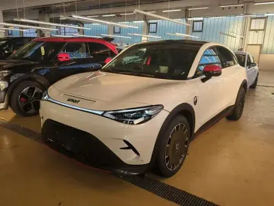 Używany Smart #3 Anniversary Edition 200 kW (272 KM) 2024 Biały SUV