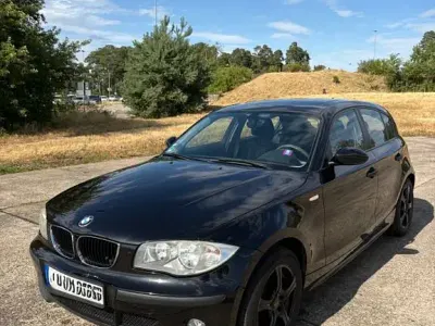Gebraucht BMW 116 116 PS (85 kW) 2005 Schwarz Kleinwagen