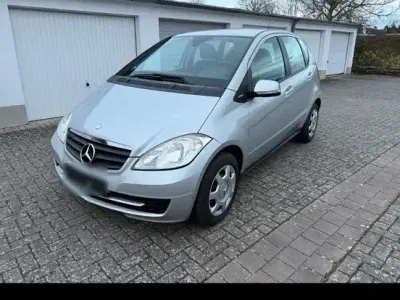 Gebraucht Mercedes A160 95 PS (69 kW) 2009 Silber Kleinwagen