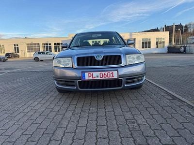 Second-hand Skoda Superb Classic 150 CP (110 kW) 2005 Albastru Berlinǎ
