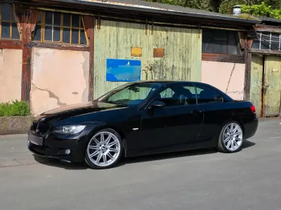 Gebraucht BMW 320 Cabriolet M Sport 177 PS (130 kW) 2009 Schwarz Cabrio