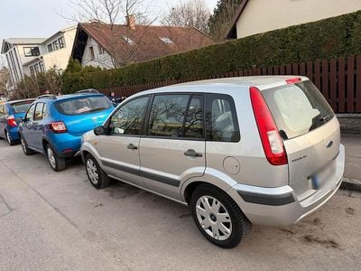 Gebraucht Ford Fusion 94 PS (69 kW) 2007 Silber Kleinwagen