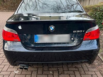 Gebraucht BMW 530 150 PS (110 kW) 2006 Schwarz Kleinwagen