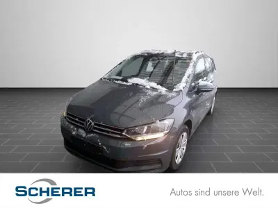Gebraucht VW Touran Comfortline 150 PS (110 kW) 2022 Delfingrau metallic Van / Kleinbus