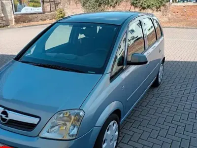 Second-hand Opel Meriva 220 CP (161 kW) 2013 Andere farben Monovolum