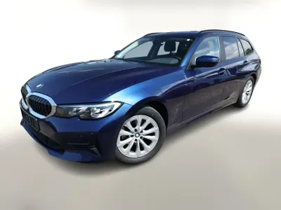Gebraucht BMW 320 Advantage 184 PS (135 kW) 2020 Mediterranblau metallic Kombi