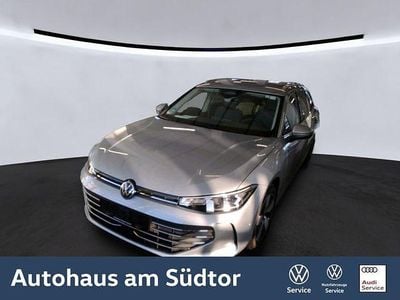Silber Gebraucht 2024 VW Passat Business Kombi | 33.980 € (Superpreis)