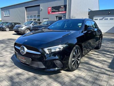 Gebraucht Mercedes A180 136 PS (100 kW) 2021 Schwarz Limousine