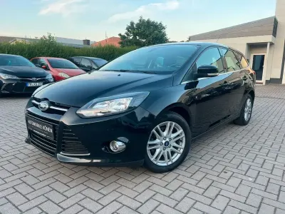 Gebraucht Ford Focus Titanium 125 PS (91 kW) 2012 Schwarz Kombi