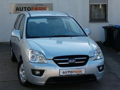 Gebraucht Kia Carens 144 PS (105 kW) 2008 Silber Van / Kleinbus