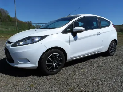Second-hand Ford Fiesta 60 CP (44 kW) 2010 Alb Hatchback