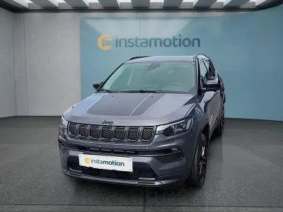 Käytetty Jeep Compass North 131 HP (96 kW) 2025 Harmaa Katumaasturi
