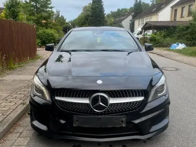 Gebraucht Mercedes CLA220 AMG line 177 PS (130 kW) 2014 Schwarz Limousine
