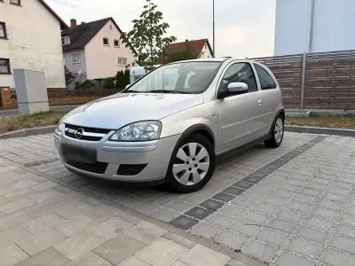 Gebraucht Opel Corsa 80 PS (58 kW) 2005 Silber Kleinwagen