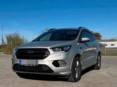 Usata Ford Kuga ST-Line 150 CV (110 kW) 2019 Argento SUV