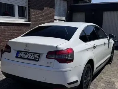 Gebraucht Citroën C5 Tendance 114 PS (83 kW) 2012 Limousine