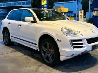 Gebraucht Porsche Cayenne 241 PS (177 kW) 2010 SUV