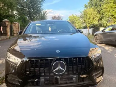 Gebraucht Mercedes A250 AMG line 218 PS (160 kW) 2020 Schwarz Limousine