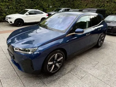 Gebraucht BMW iX Sport Line 239 kW (326 PS) 2022 Blau SUV