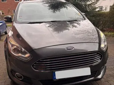 Occasion Ford S-MAX Titanium 150 ch (110 kW) 2016 Gris Monospace