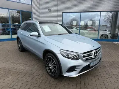 Gebraucht Mercedes GLC250 AMG line 204 PS (150 kW) 2018 Diamantsilber SUV