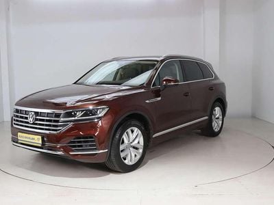 Gebraucht VW Touareg Atmosphere 340 PS (250 kW) 2019 Malbec red metallic SUV