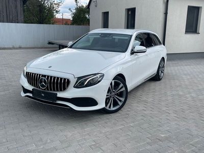 Mercedes E220