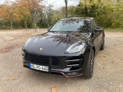 Gebraucht Porsche Macan Performance Package 441 PS (324 kW) 2018 Schwarz SUV