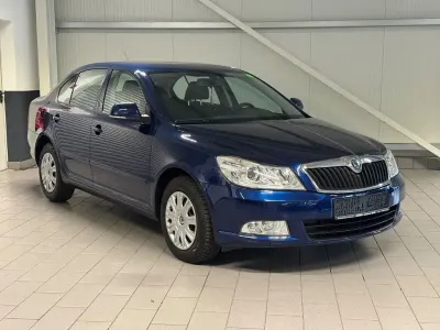 Gebraucht Skoda Octavia 160 PS (117 kW) 2009 Blau Limousine
