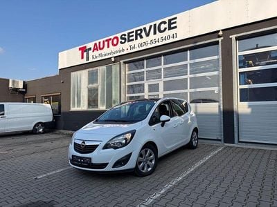 Gebraucht Opel Meriva Color Edition 140 PS (102 kW) 2012 Weiß Van / Kleinbus