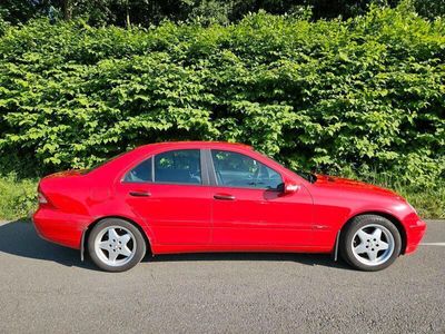 Mercedes C180