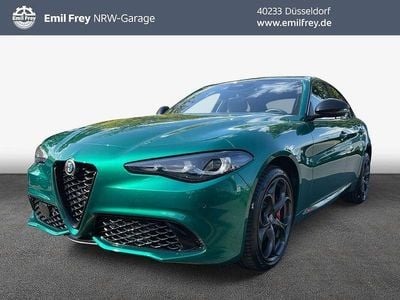 Neu Alfa Romeo Giulia 280 PS (205 kW) 2025 Verde montreal, spezial  dach Limousine