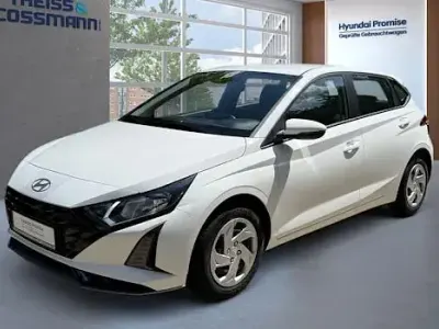 Gebraucht Hyundai i20 Select 101 PS (74 kW) 2025 Atlas white Kleinwagen