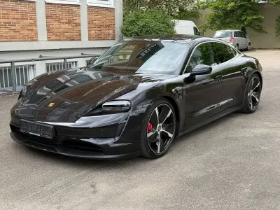 Second-hand Porsche Taycan 4S