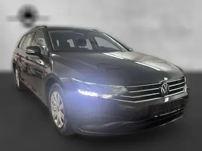 Second-hand VW Passat Business 122 CP (89 kW) 2023 Gri Break