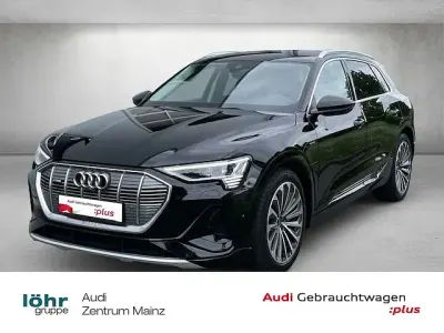 Używany Audi e-tron S-Line 300 kW (408 KM) 2023 Czarny SUV