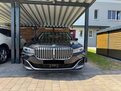 BMW 730