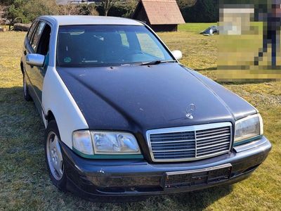 Gebraucht Mercedes 180 122 PS (89 kW) 1997 Andere farben Limousine