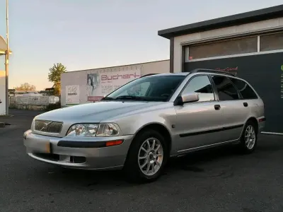 Brugt Volvo V40