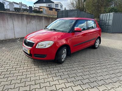 Gebraucht Skoda Fabia 105 PS (77 kW) 2010 Rot Limousine