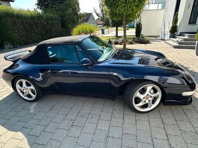 Porsche 911 Carrera 4 Cabriolet