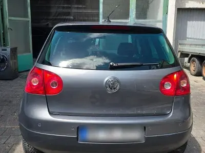 Gebraucht VW Golf V 105 PS (77 kW) 2007 Grau Limousine