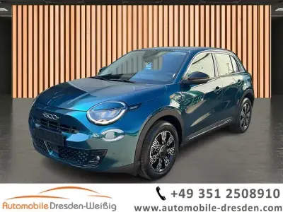 Gebraucht Fiat 600 Pop 136 PS (100 kW) 2025 Blau SUV