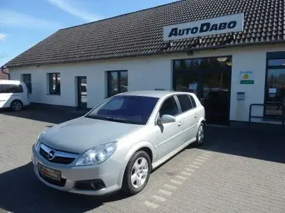 Gebraucht Opel Signum Edition 150 PS (110 kW) 2006 Pannacotta Kleinwagen