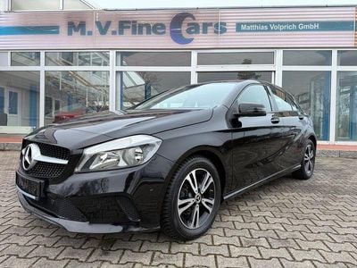Gebraucht Mercedes A180 122 PS (89 kW) 2017 Schwarz Limousine